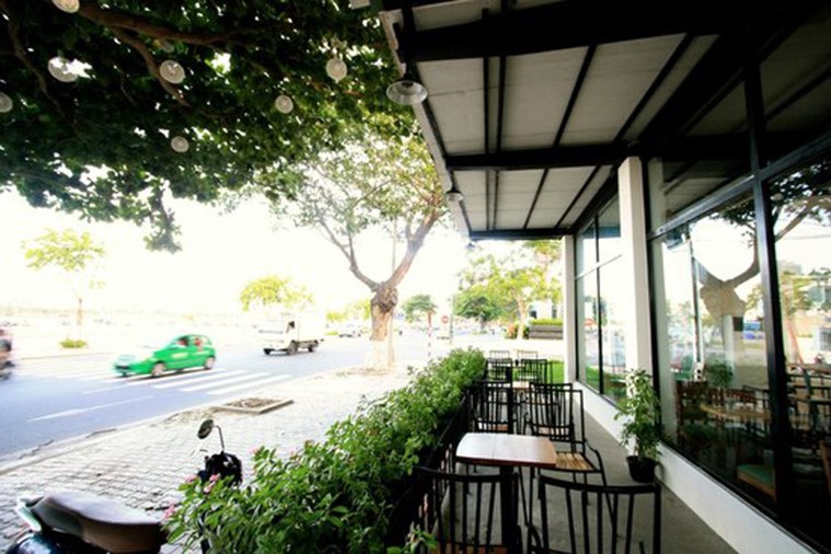 Danang Souvenirs & cafe - Đà Nẵng